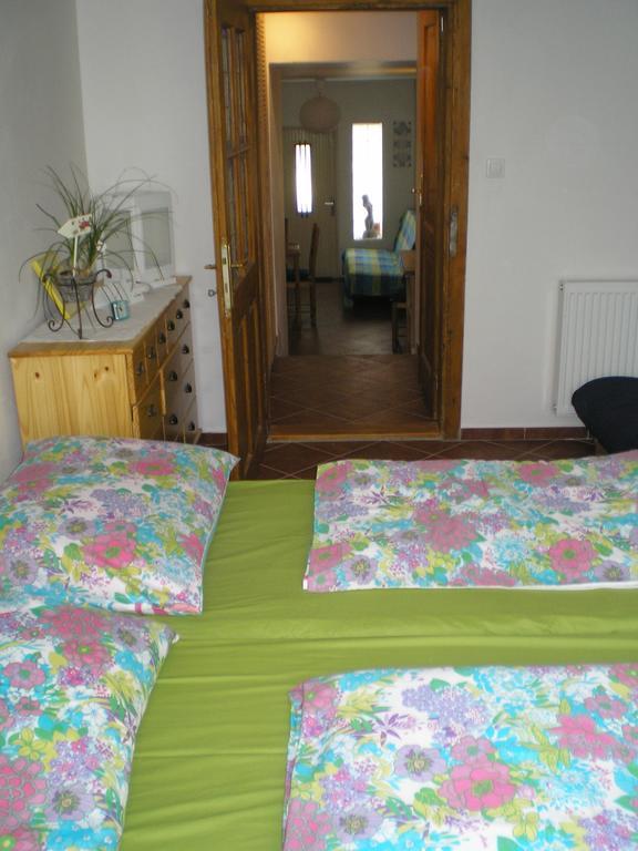 Apartman Havenatura Микулов Экстерьер фото